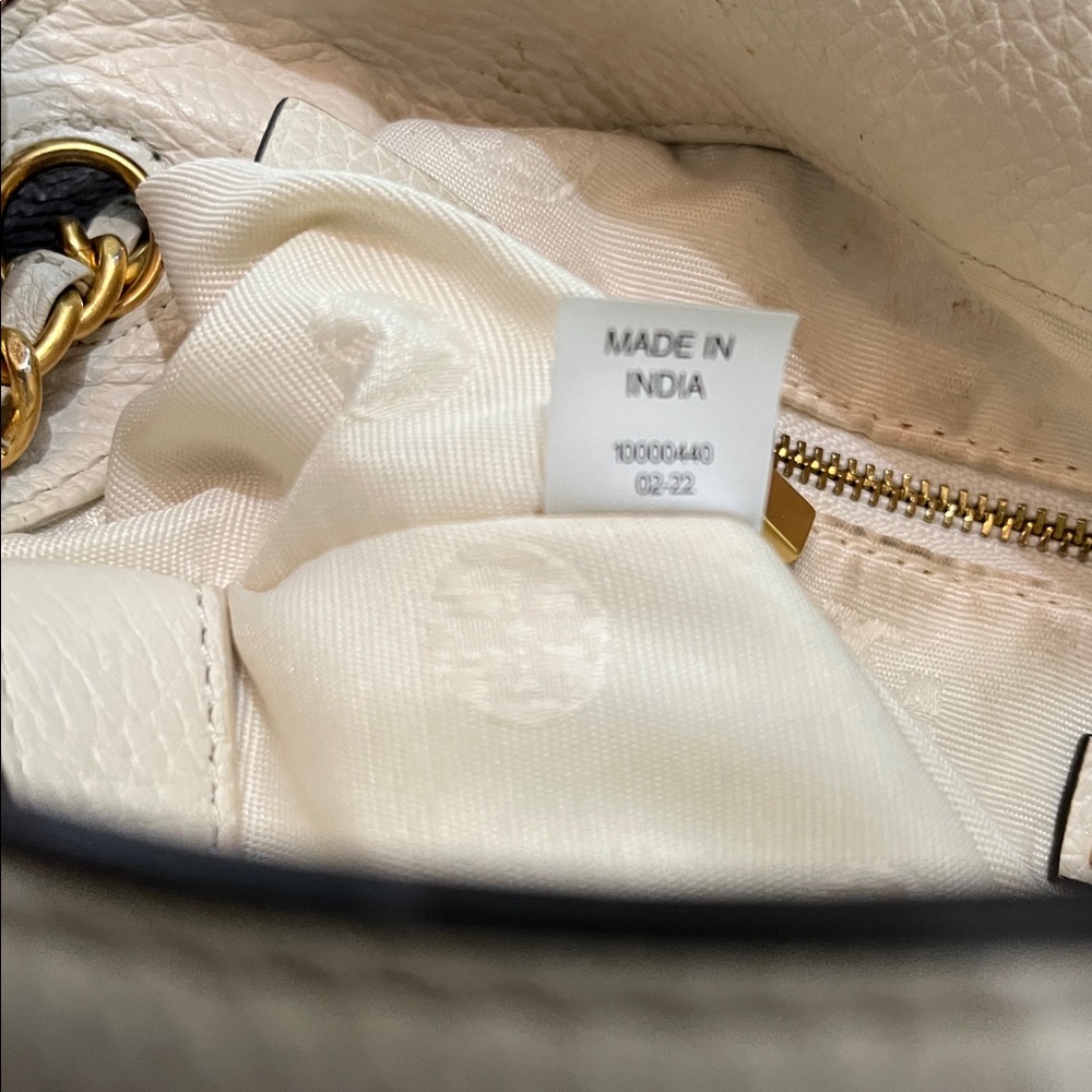 Tory Burch triple compartment tote Light cream  Pebbled leather and Gold metal - Picture 11 of 12